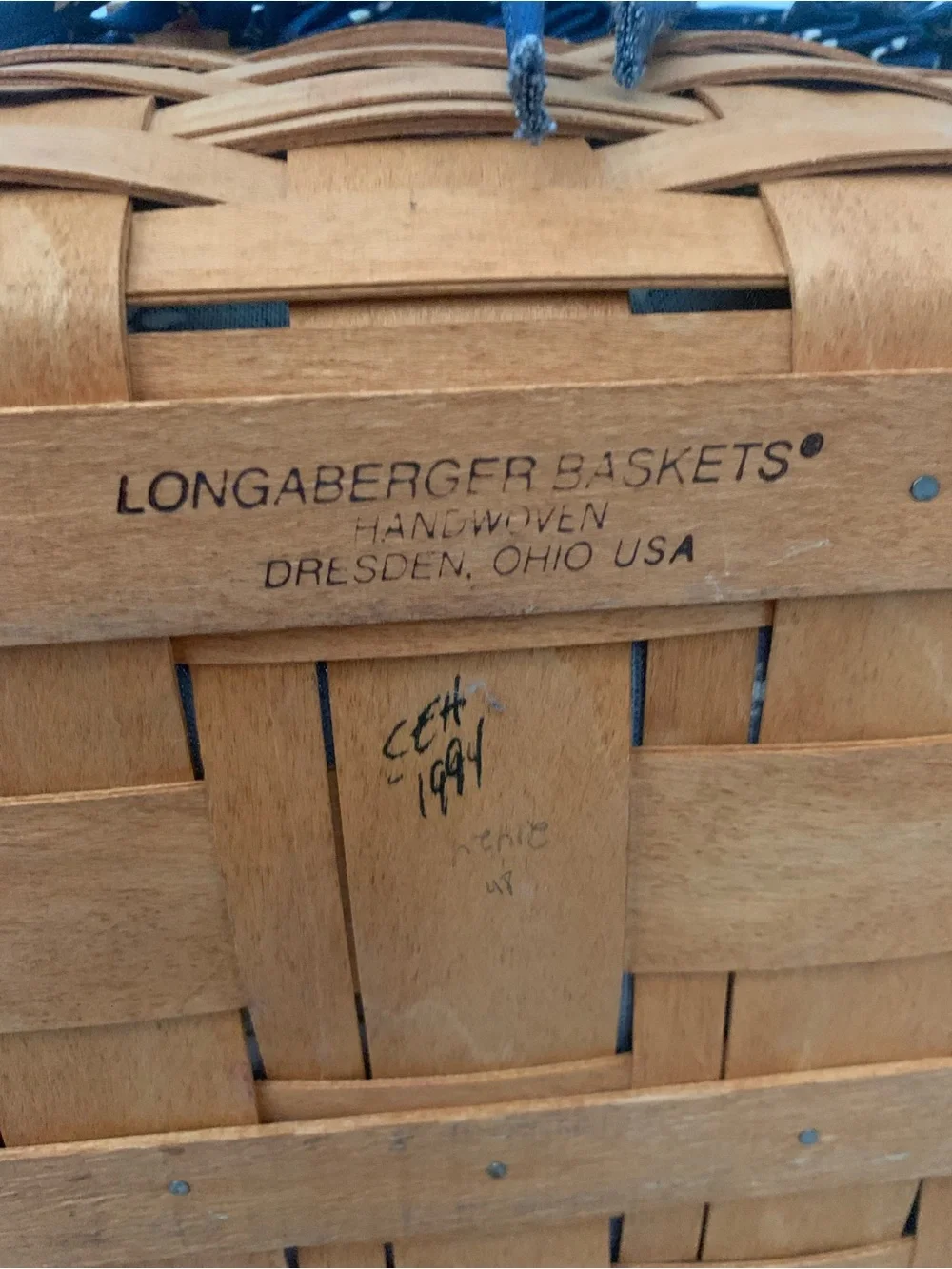 1994 Longaberger Handwoven Medium Rect Basket w/ Blue Liner Handle 10x10x11